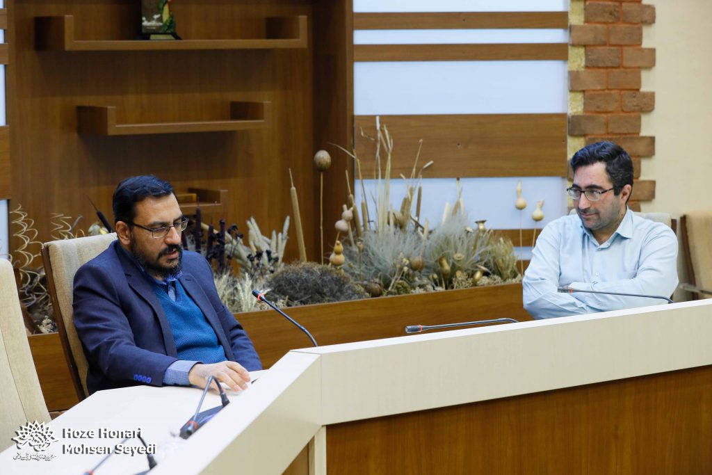 در شانزدهمین نشست مسأله شهر مطرح شد: روزبهانی: صورت‌های دینداری در کلان‌شهرها تغییر کرده است/ سجادی: زیست مومنانه در شهر را شهروندان شکل می‌دهند