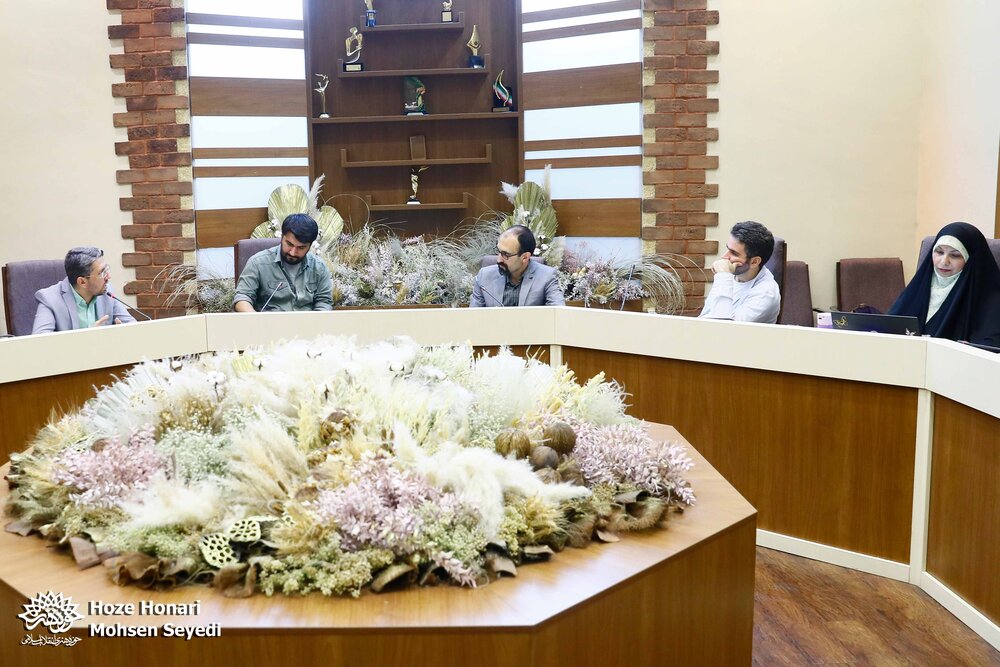 در پنجاه‌و‌دومین محفل عصرنشینی هنر و اندیشه «دیدار» مطرح شد؛ در دوره هوش مصنوعی، مفهوم هنرمند از بین رفته است